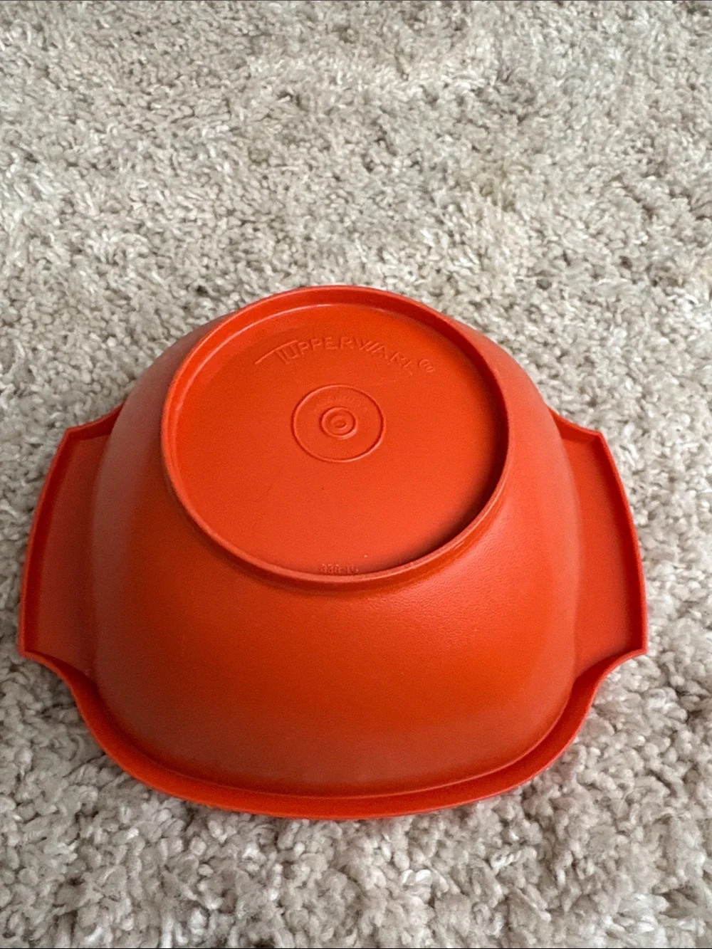 Tupperware Vintage Harvest Orange Servalier bowl with Snap-On Lid Number 838-16